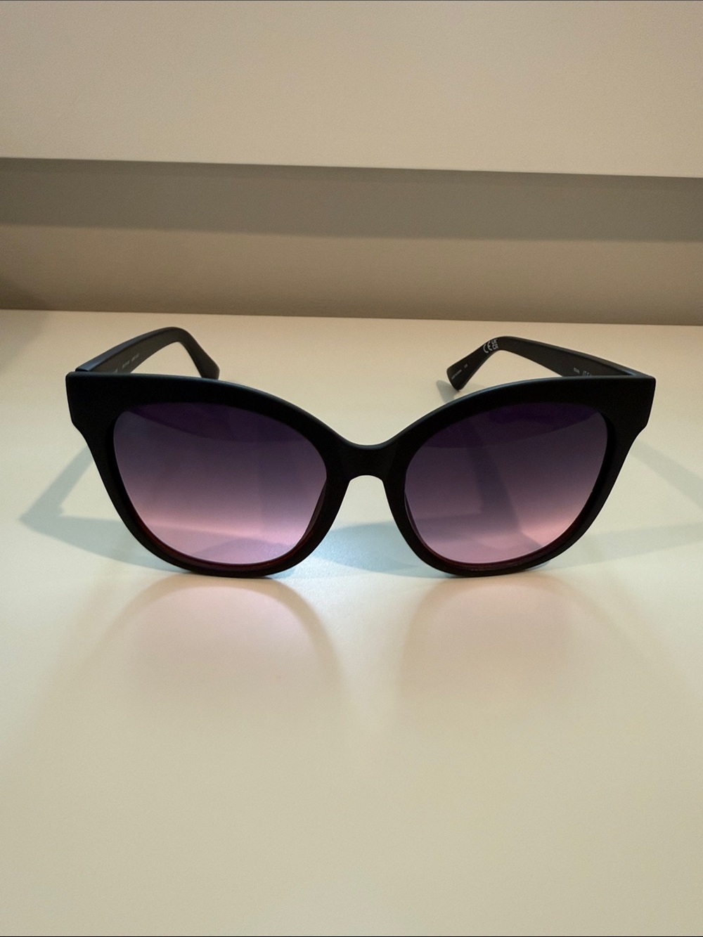 Quay Australia “It’s My Way” sunglasses